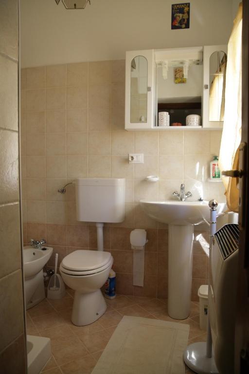 B&B Pisolo E I Persi Pien Roccasparvera Værelse billede