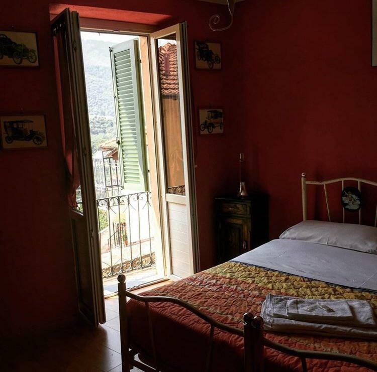 B&B Pisolo E I Persi Pien Roccasparvera Eksteriør billede